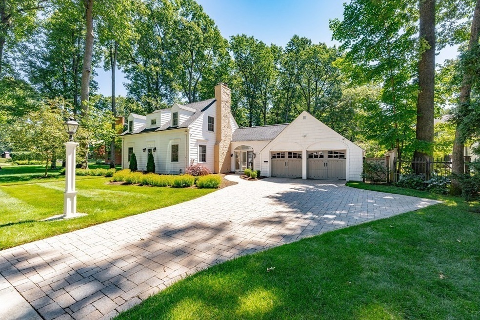 19 Eton Rd, Longmeadow, MA 01106 - photo 1