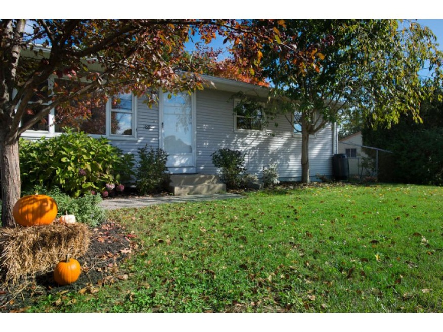 188 Ocean Rd, Portsmouth, NH 03801 - photo 1