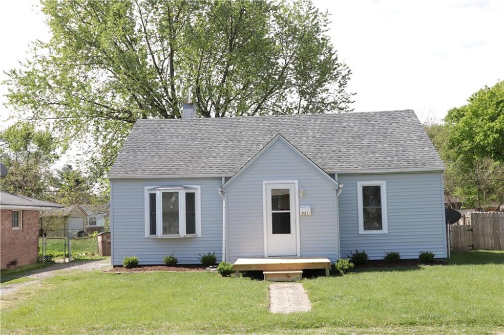 2521 13th St, Columbus, IN 47201 - photo 1