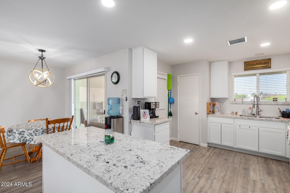 9820 N 102nd Dr, Sun City, AZ 85351 - photo 1