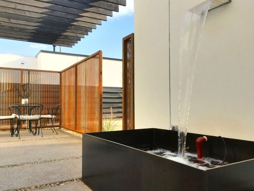 2307 N 29th St, Phoenix, AZ 85008 - photo 1