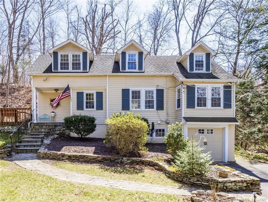 Welcome to 43 Sunset Pass, Wilton, Connecticut!