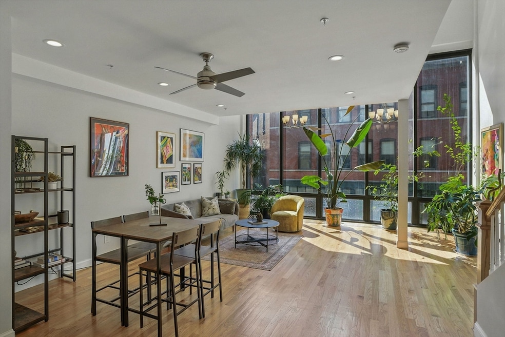 17 Kearney Square unit 206, Lowell, MA 01852 - photo 1