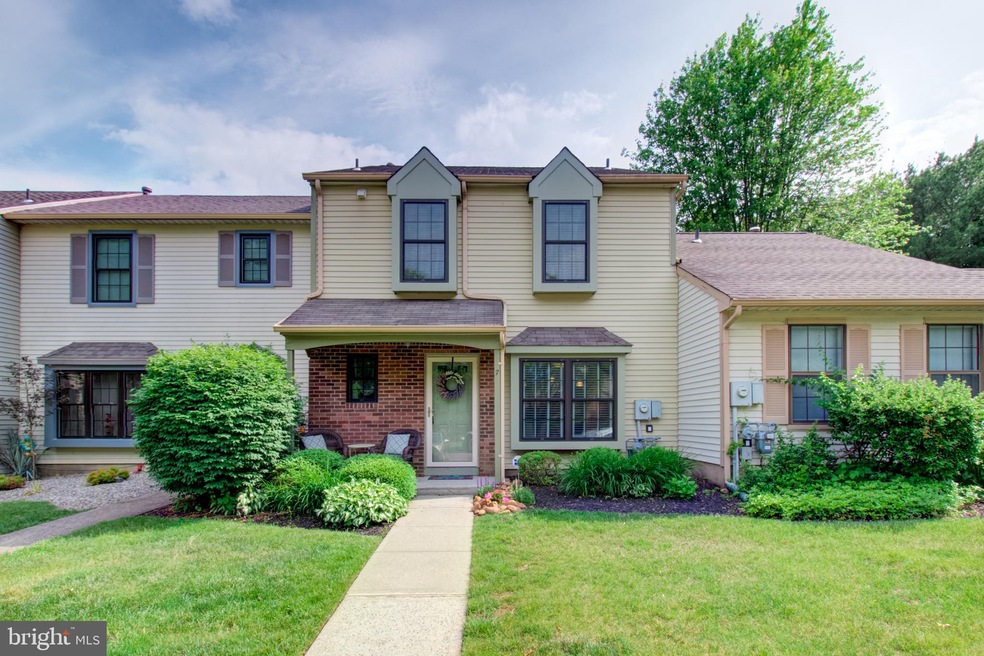 7 Devon Ct, Trenton, NJ 08691 - photo 1