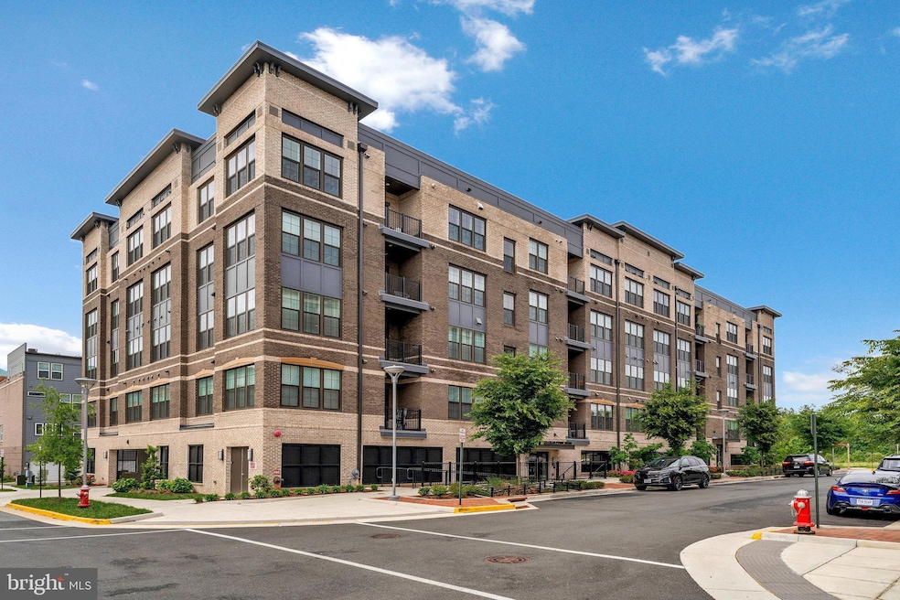Sold $649,900 • Co-Listing Agent