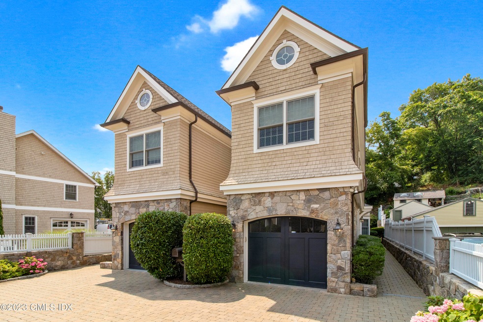 288 Davis Ave unit 1, Greenwich, CT 06830 - photo 1