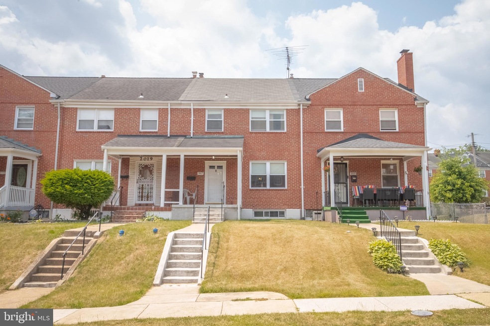 2017 Winford Rd, Baltimore, MD 21239 - photo 1