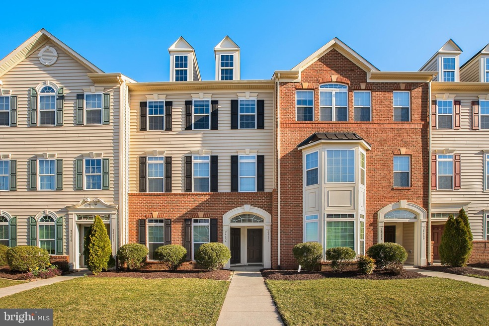 24656 Hutchinson Farm Dr, Sterling, VA 20166 - photo 1