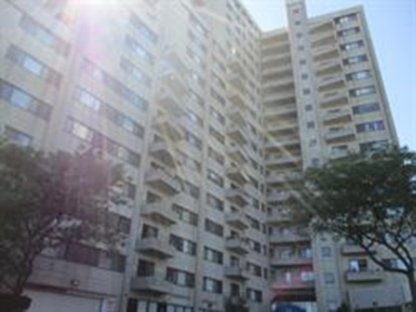 Seawatch Towers unit 408, Revere, MA 02151 - photo 1
