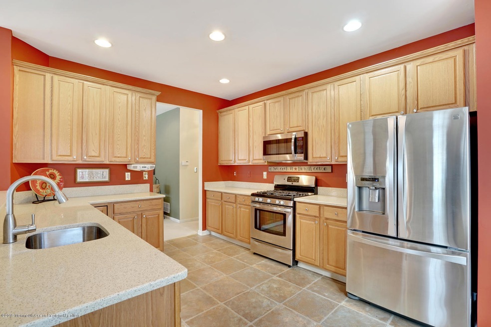 WELCOME TO 2 WARWICK WAY!