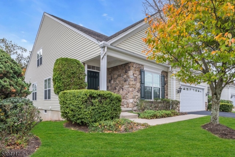 468 Crossfields Ln, Somerset, NJ 08873 - photo 1