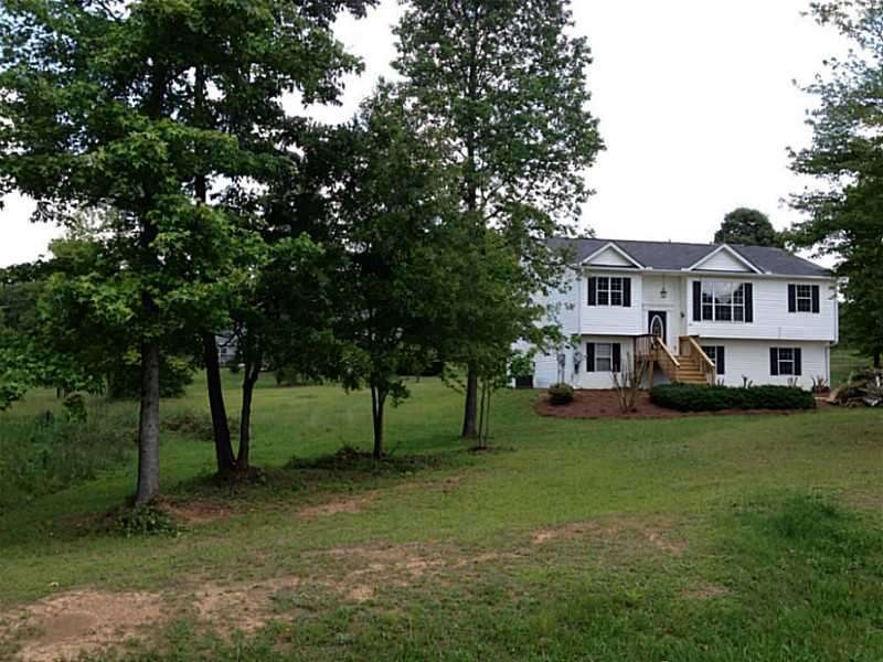 1532 Lowell Rd, Carrollton, GA 30116 - photo 1