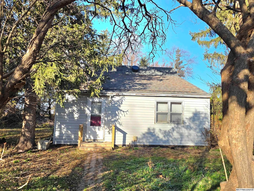 23550 Nettle Ave, Mason City, IA 50401 - photo 1