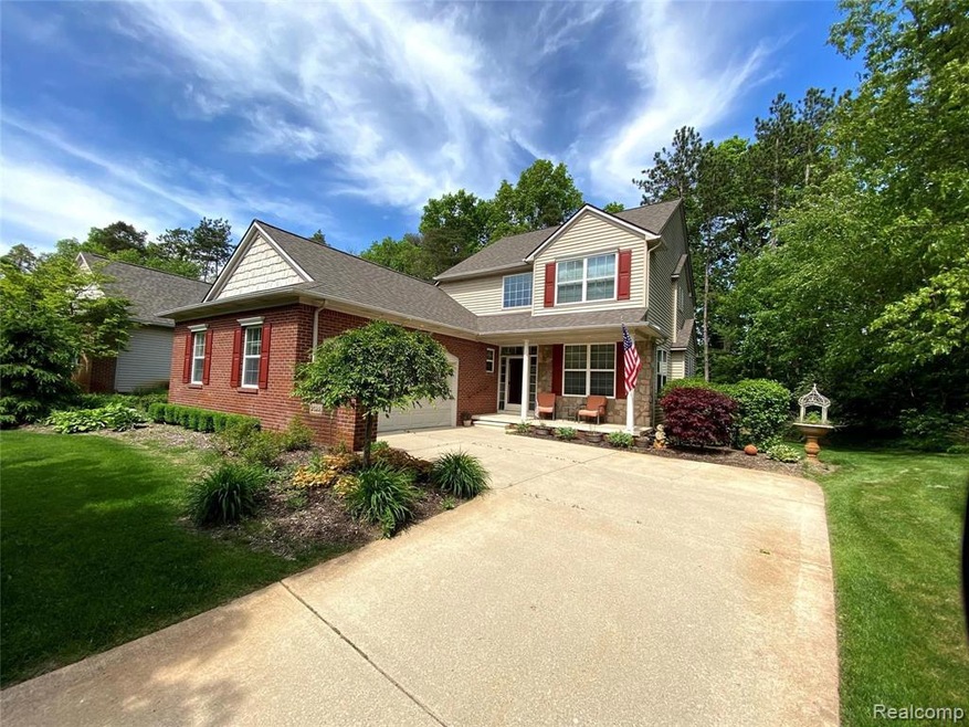 2522 Signature Dr