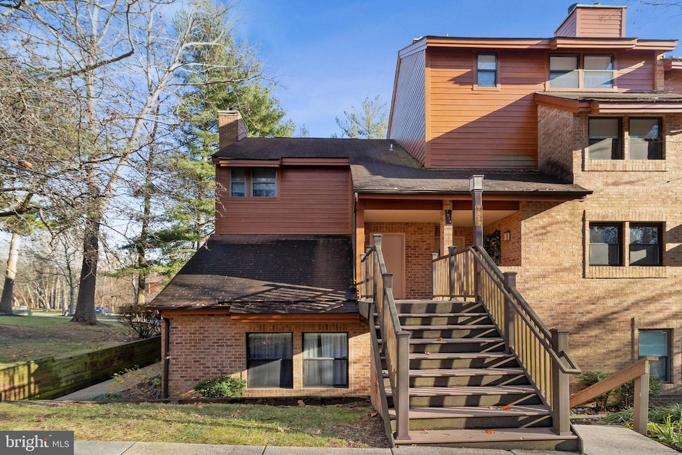 7519 Weather Worn Way unit A, Columbia, MD 21046 - photo 1