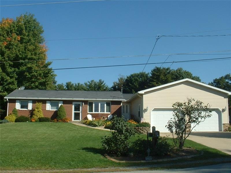 A Beautiful Move In Ready Ranch Home in Great Residential Neighborhood with in minutes of town.