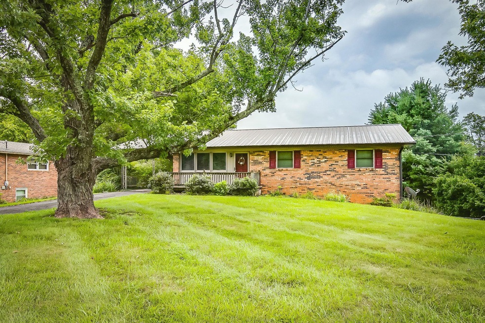 1-web-or-mls-Holmes