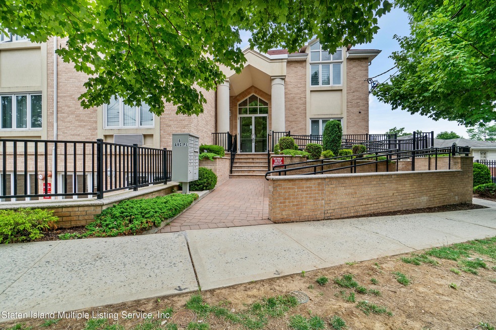 6 Arc Place unit A5, Staten Island, NY 10306 - photo 1