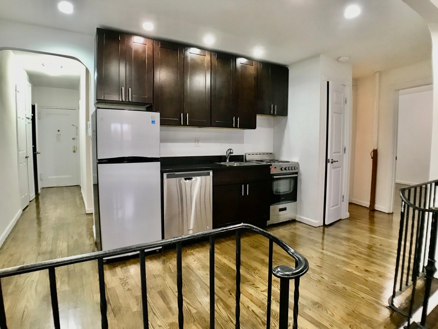 690 Fort Washington Ave unit 77-N, New York, NY 10040 - photo 1