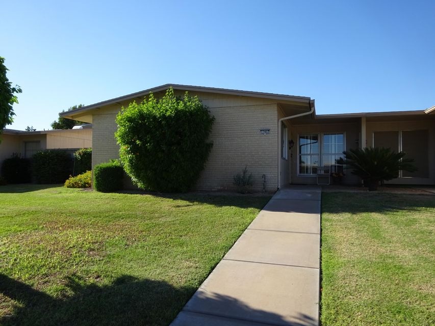 17452 N Del Webb Blvd, Sun City, AZ 85373 - photo 1