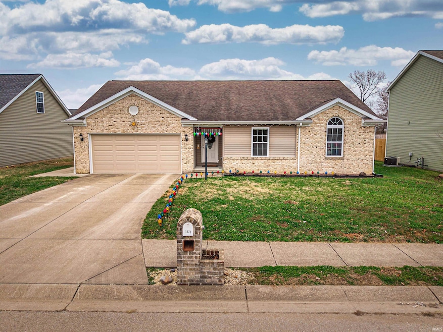 1870 Sandal Way, Newburgh, IN 47630 - photo 1