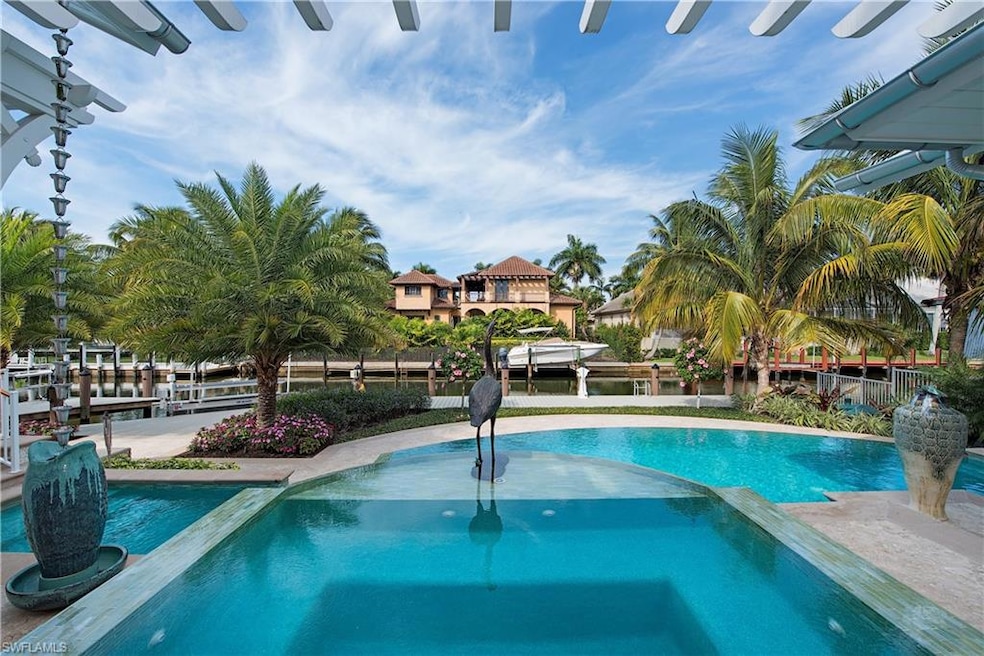 461 16th Ave S, Naples, FL 34102 - photo 1