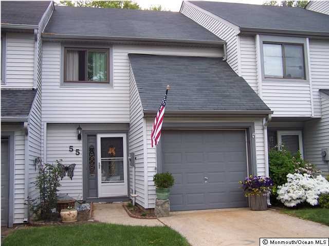 55 Lexington Cir, Matawan, NJ 07747 - photo 1