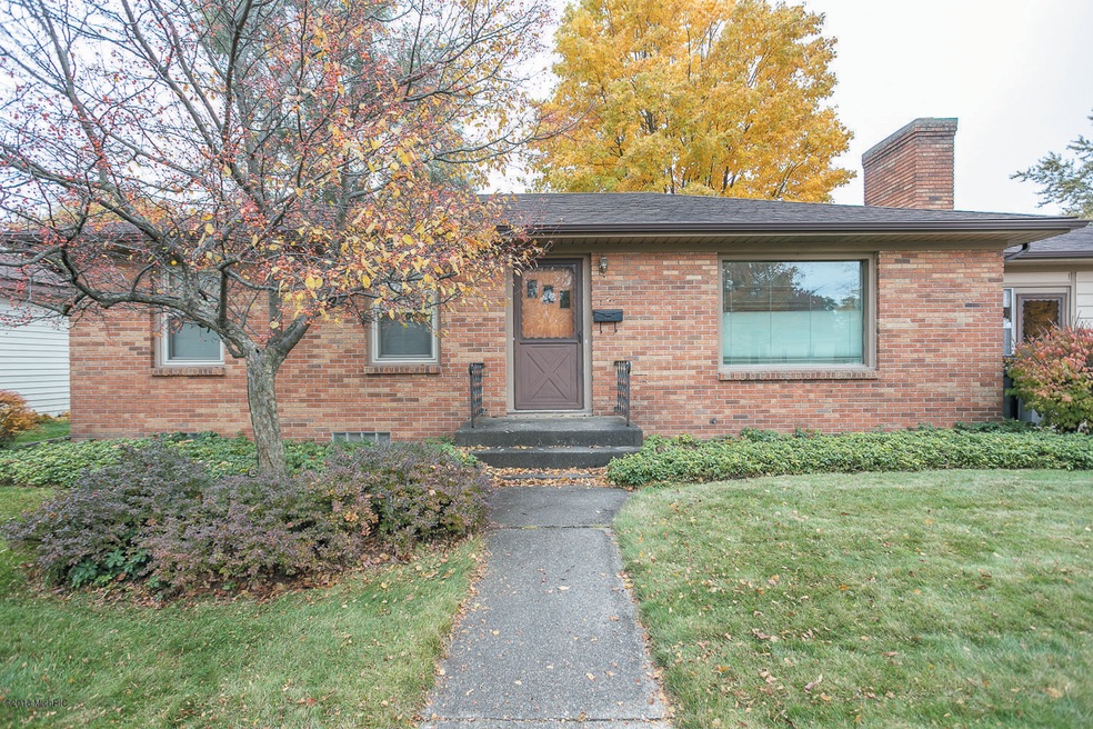 740 Bryant SW_27