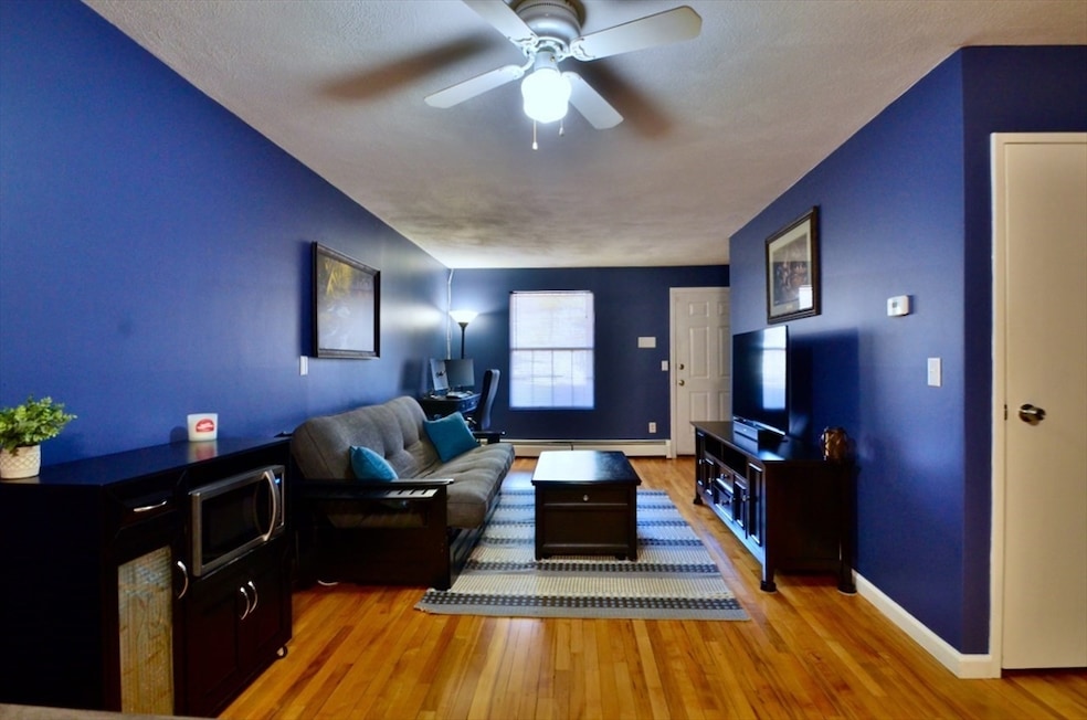 Parkview unit 32, North Providence, RI 02904 - photo 1