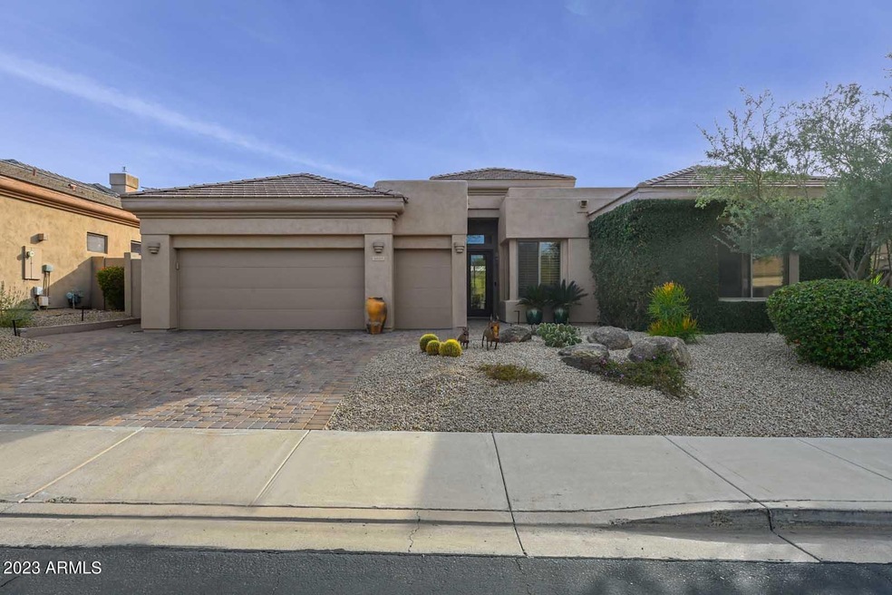 6859 E. Mighty Saguaro Way