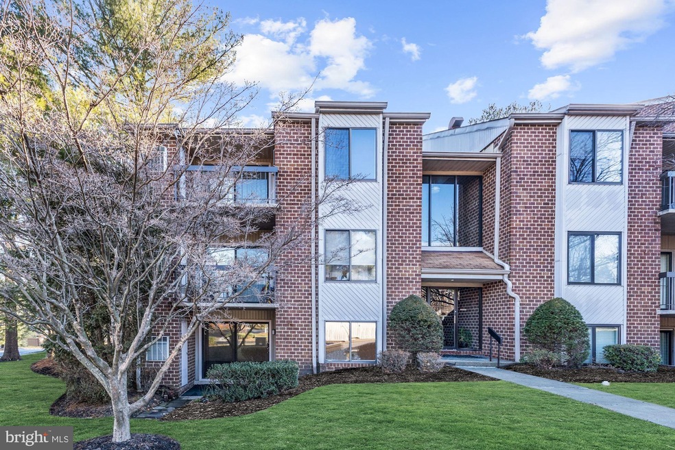 1 Mullingar Ct unit 101, Lutherville Timonium, MD 21093 - photo 1