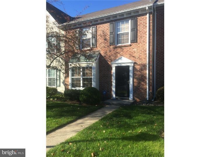 10 Lindsey Ct unit 38D, Franklin Park, NJ 08823 - photo 1