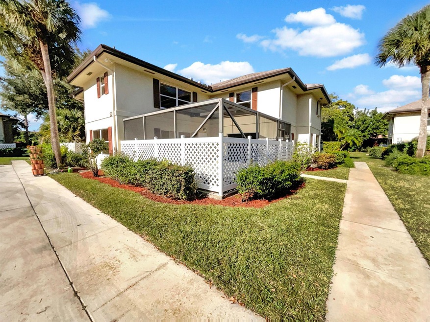20 Bedford Ct unit C, Royal Palm Beach, FL 33411 - photo 1