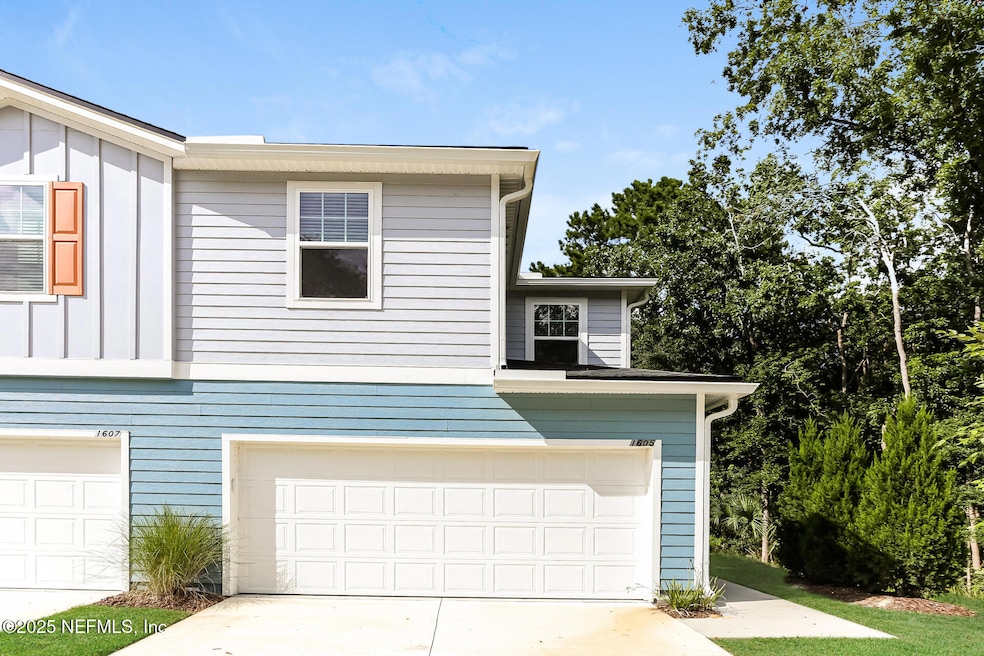 1605 Cluny Rd, Jacksonville, FL 32218 - photo 1