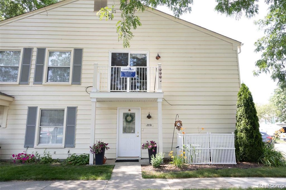 2861 Glenwood