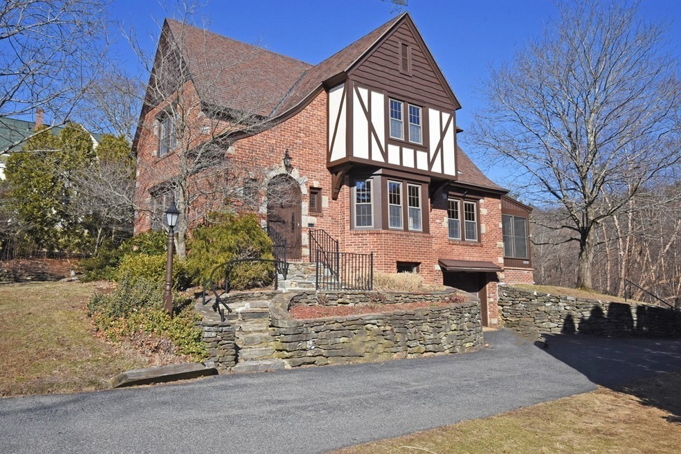 42 Lincoln St, Spencer, MA 01562 - photo 1