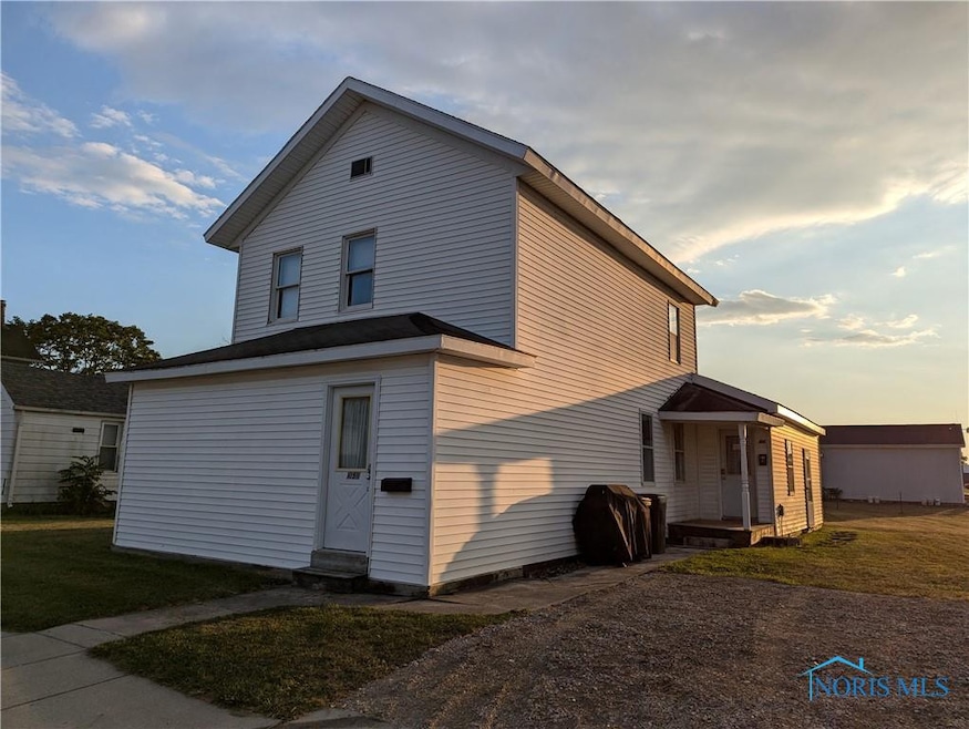 105 West St, Archbold, OH 43502 - photo 1