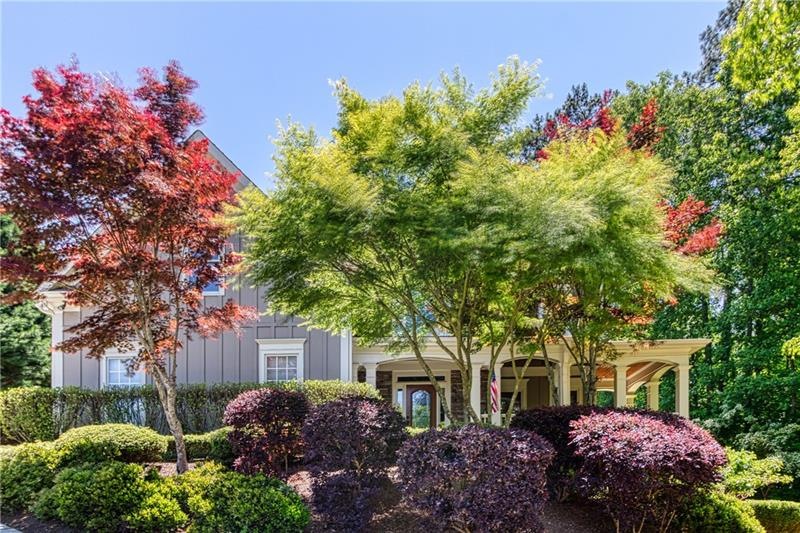 Immaculate 5 bed/3.5 bath home with a full finishe