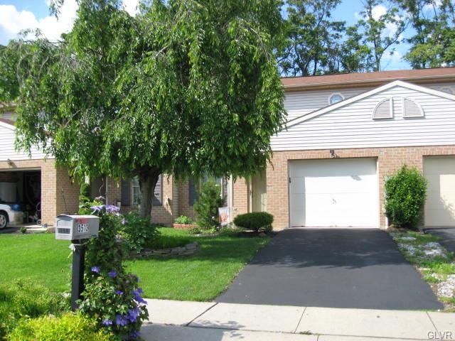 3513 Limestone Dr, Whitehall, PA 18052 - photo 1