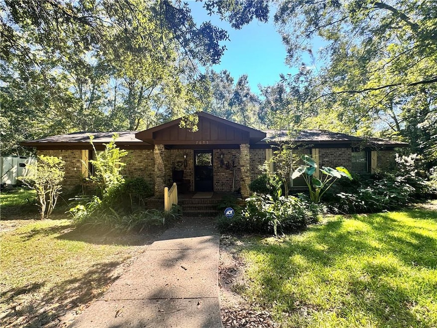 7695 Bowers Ln, Theodore, AL 36582 - photo 1