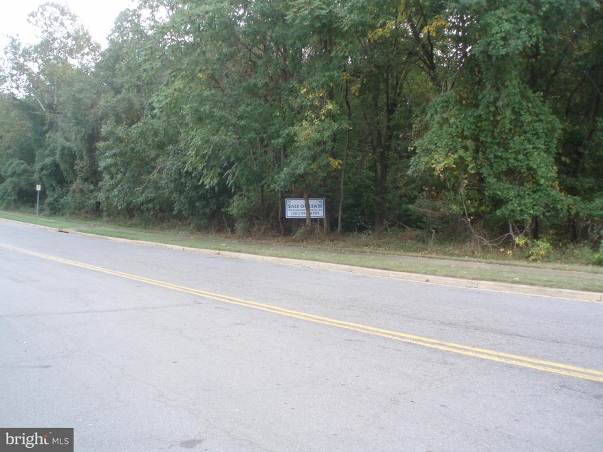 400 Milky Way, Capitol Heights, MD 20743 - photo 1