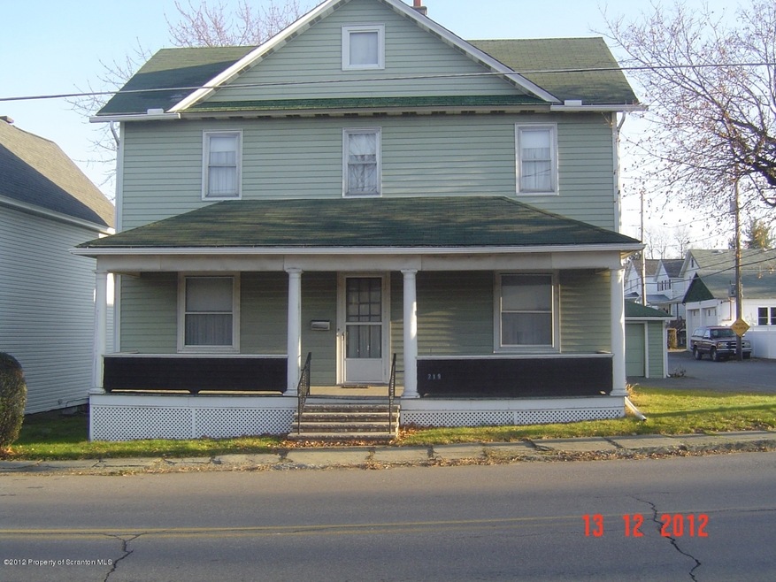 219 S Main St, Archbald, PA 18403 - photo 1