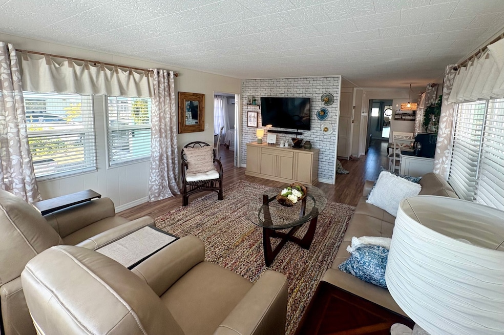 1100 Curlew Rd, Dunedin, FL 34698 - photo 1