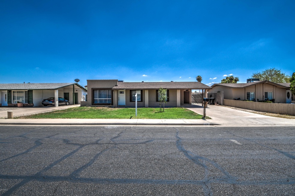 663 E Garnet Ave, Mesa, AZ 85204 - photo 1
