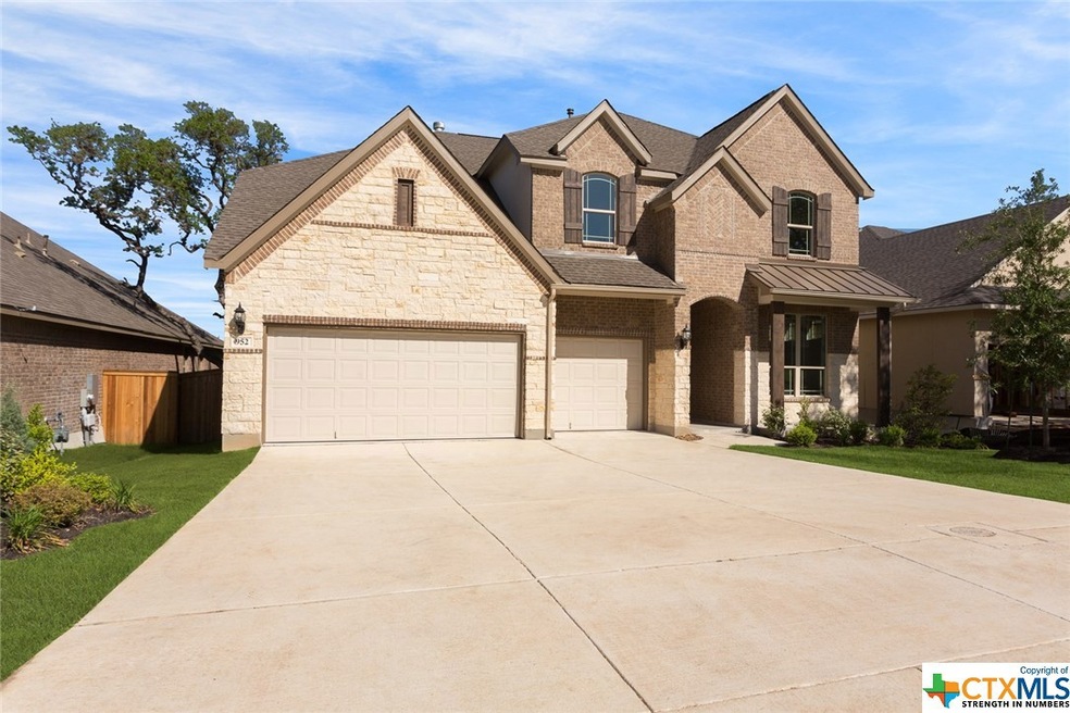 952 Carriage Loop, New Braunfels, TX 78132 - photo 1