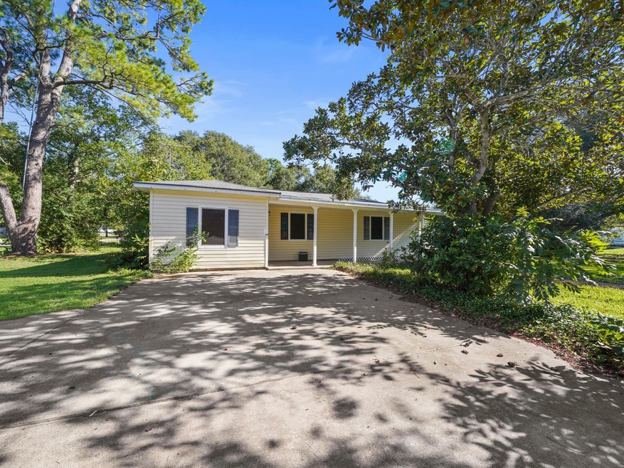 9131 Kneitz Rd, Needville, TX 77461 - photo 1