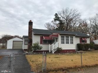 612 Berkeley Dr, Browns Mills, NJ 08015 - photo 1