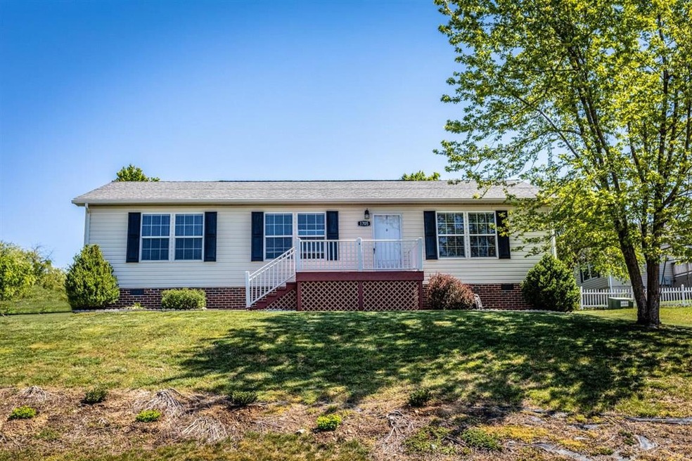 1705 Cobblestone Dr, Harrisonburg, VA 22801 - photo 1