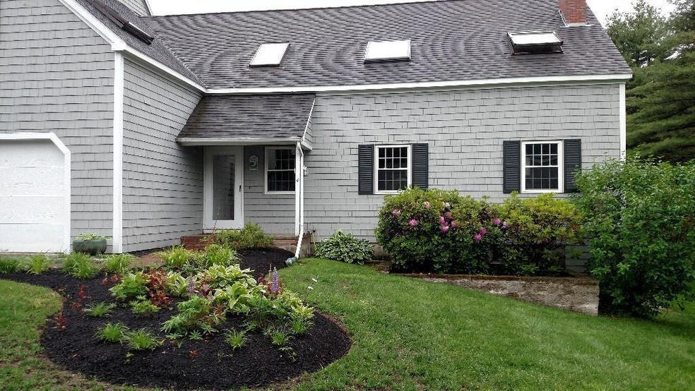 4 Lupine Ct unit 4, Yarmouth, ME 04096 - photo 1