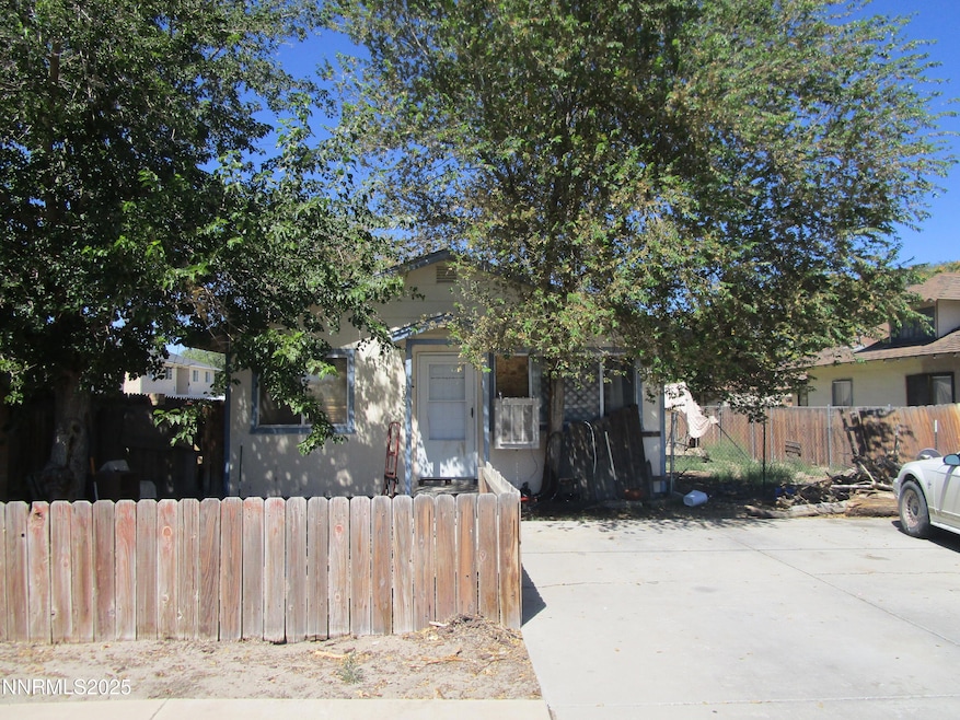943 E Front St, Fallon, NV 89406 - photo 1